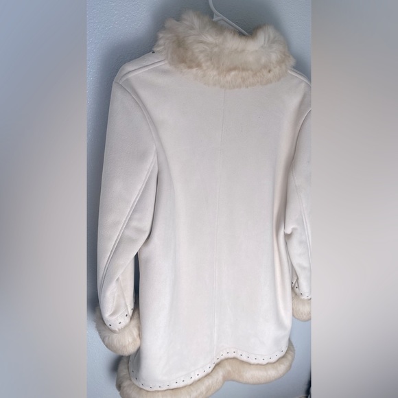 Dress Barn suede coat with faux fur - Picture 2 of 2